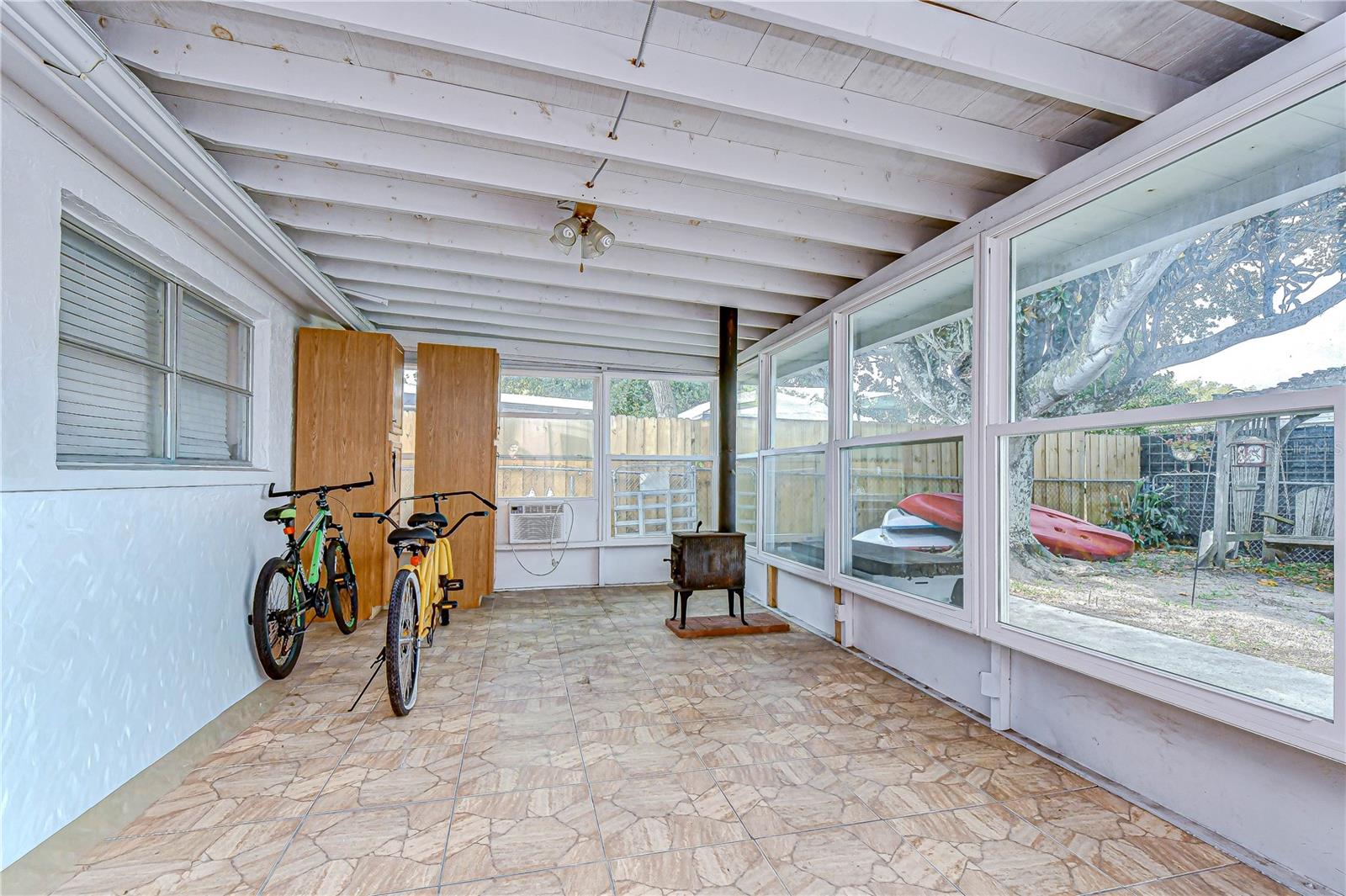 10901 OLDHAM RD — photo 44