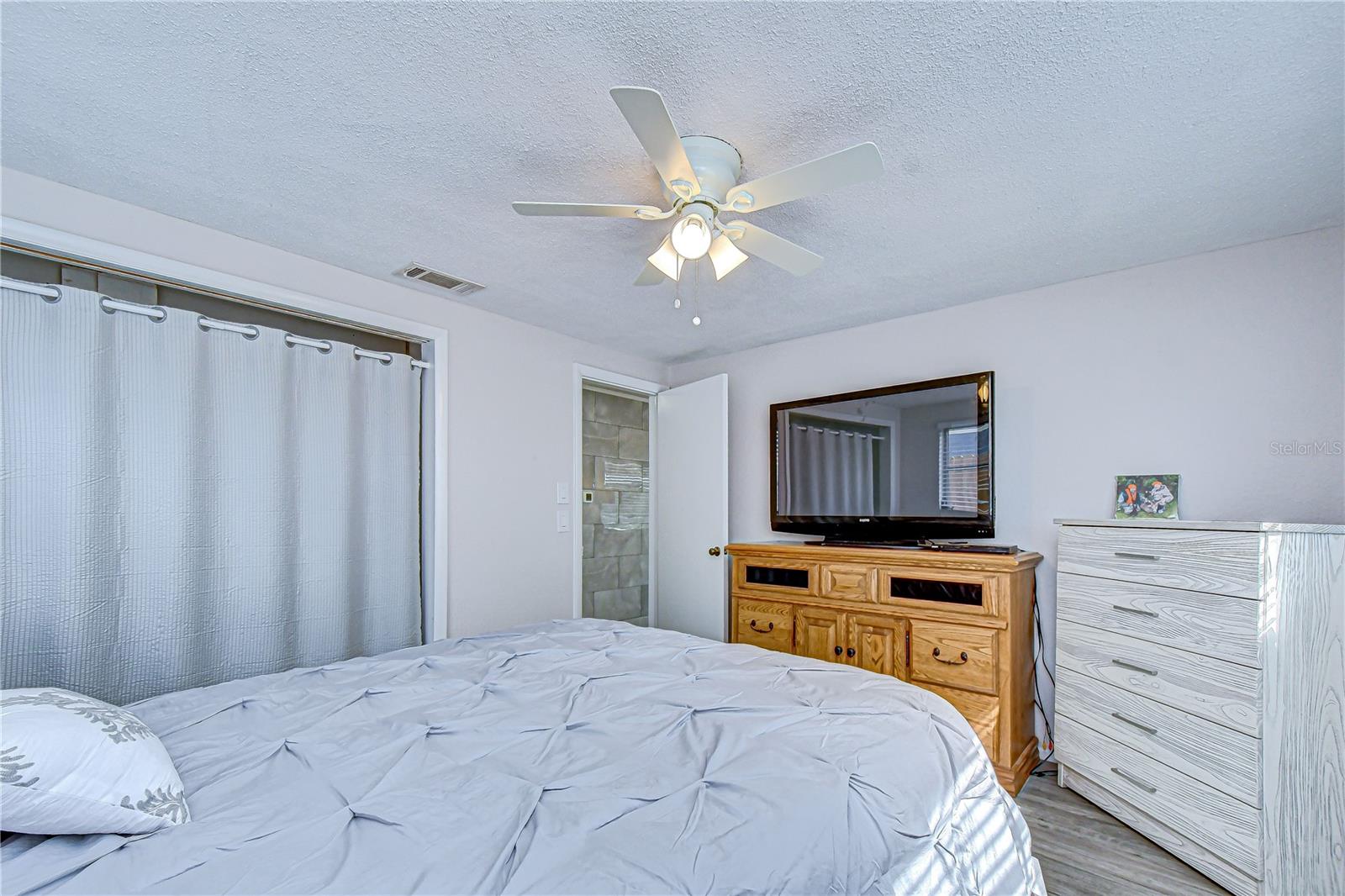 10901 OLDHAM RD — photo 35