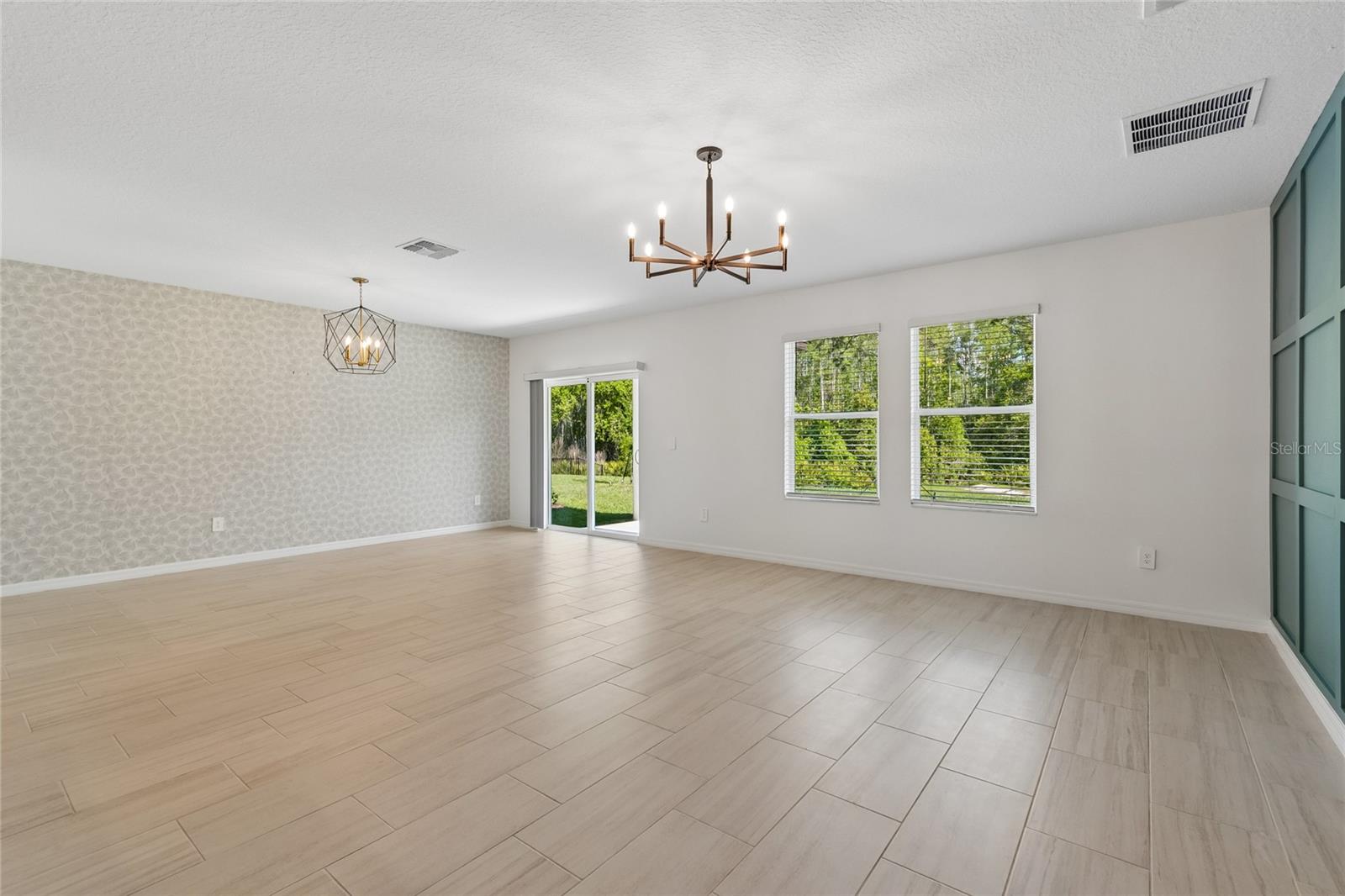 10065 GENTLE RAIN DR — photo 10