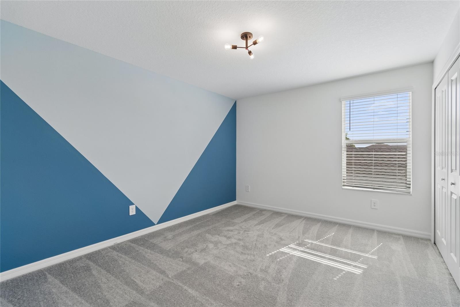 10065 GENTLE RAIN DR — photo 31