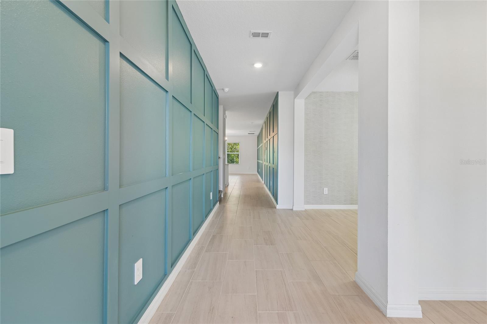 10065 GENTLE RAIN DR — photo 2