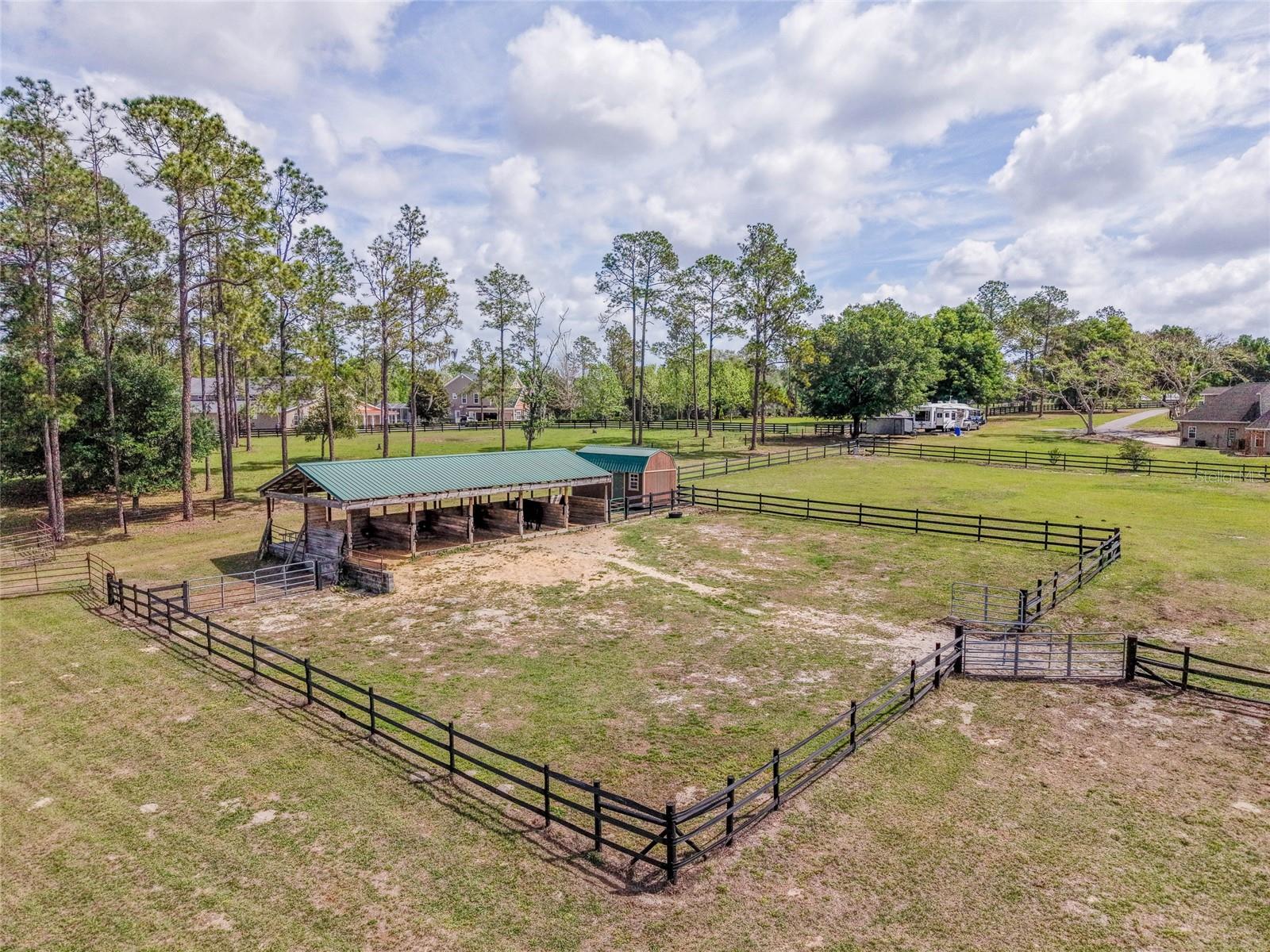 32640 BLUEBERRY HILL WAY — photo 37