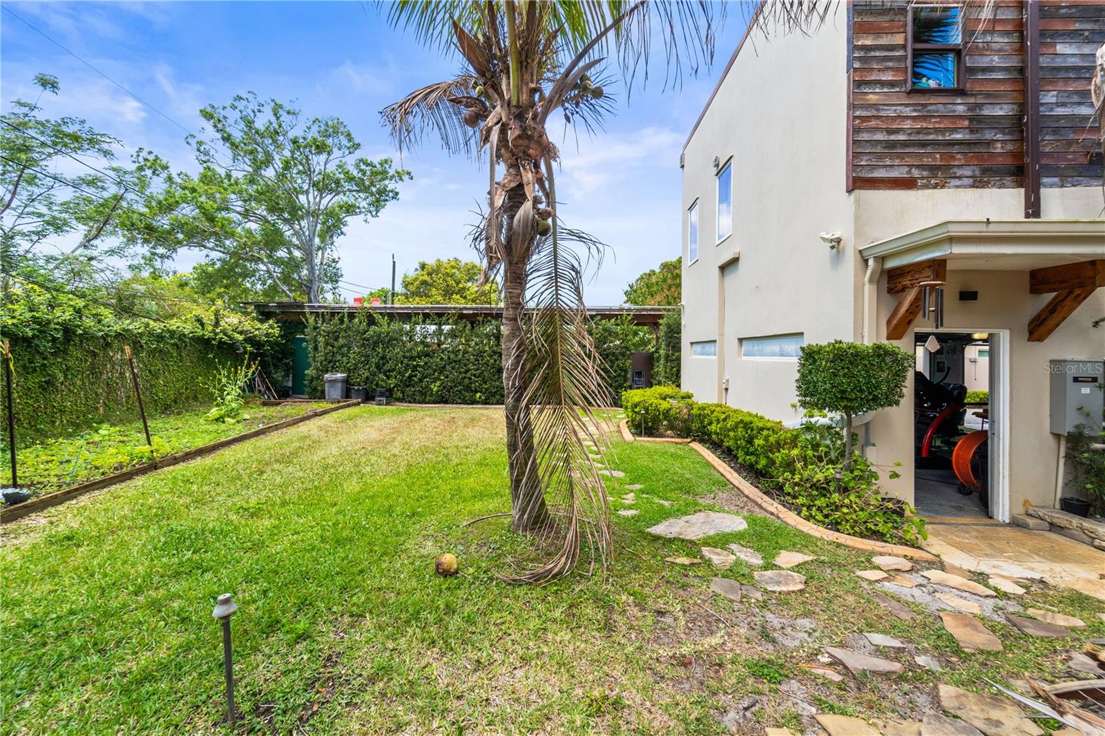 2520 GOMAZ WAY S — photo 84