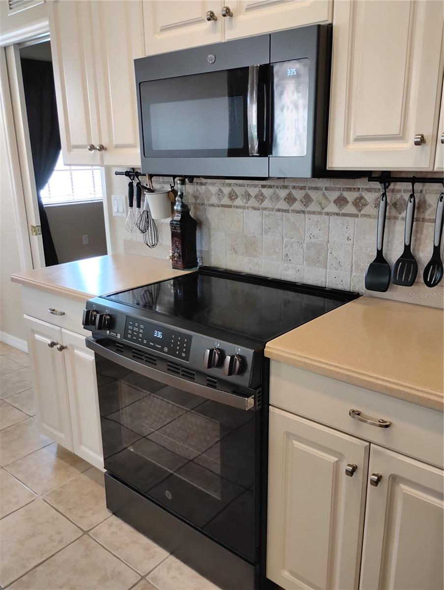 1761 AUBURN LAKES DR #11 — photo 36