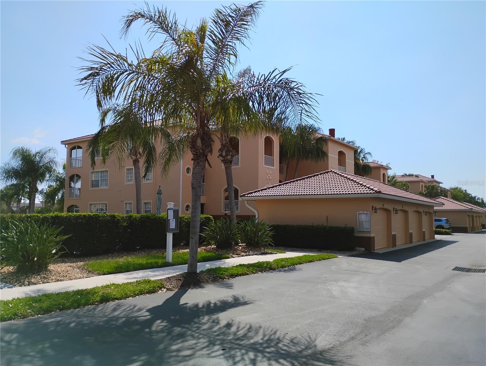 1761 AUBURN LAKES DR #11 — photo 68