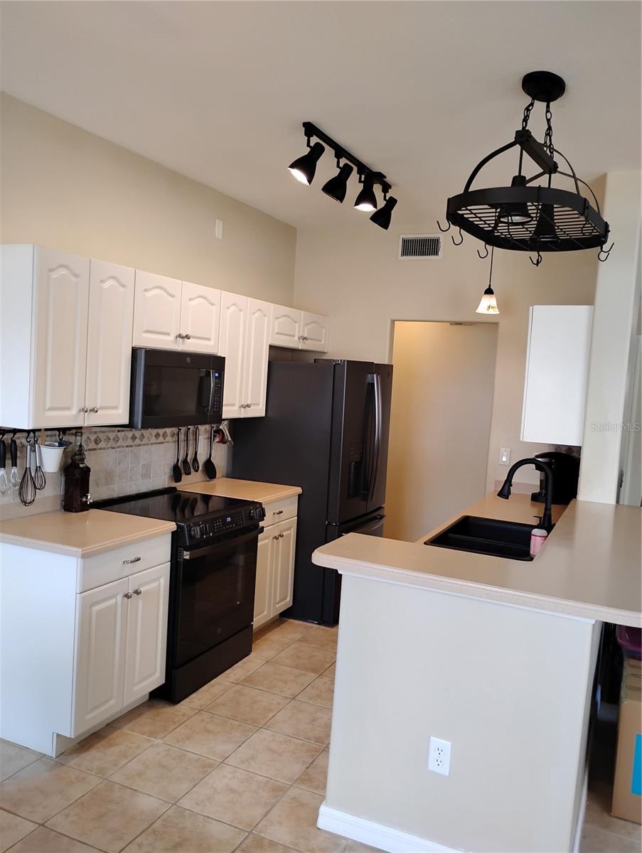 1761 AUBURN LAKES DR #11 — photo 33