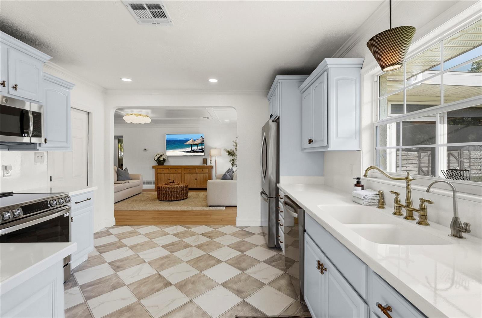 7746 WESTMORELAND DR — photo 14