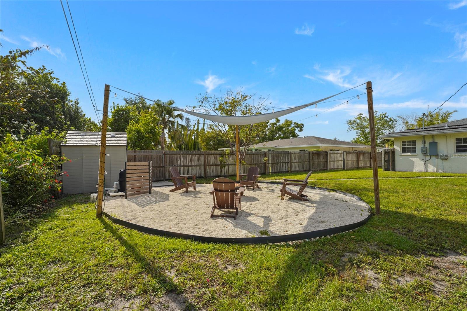 7746 WESTMORELAND DR — photo 31