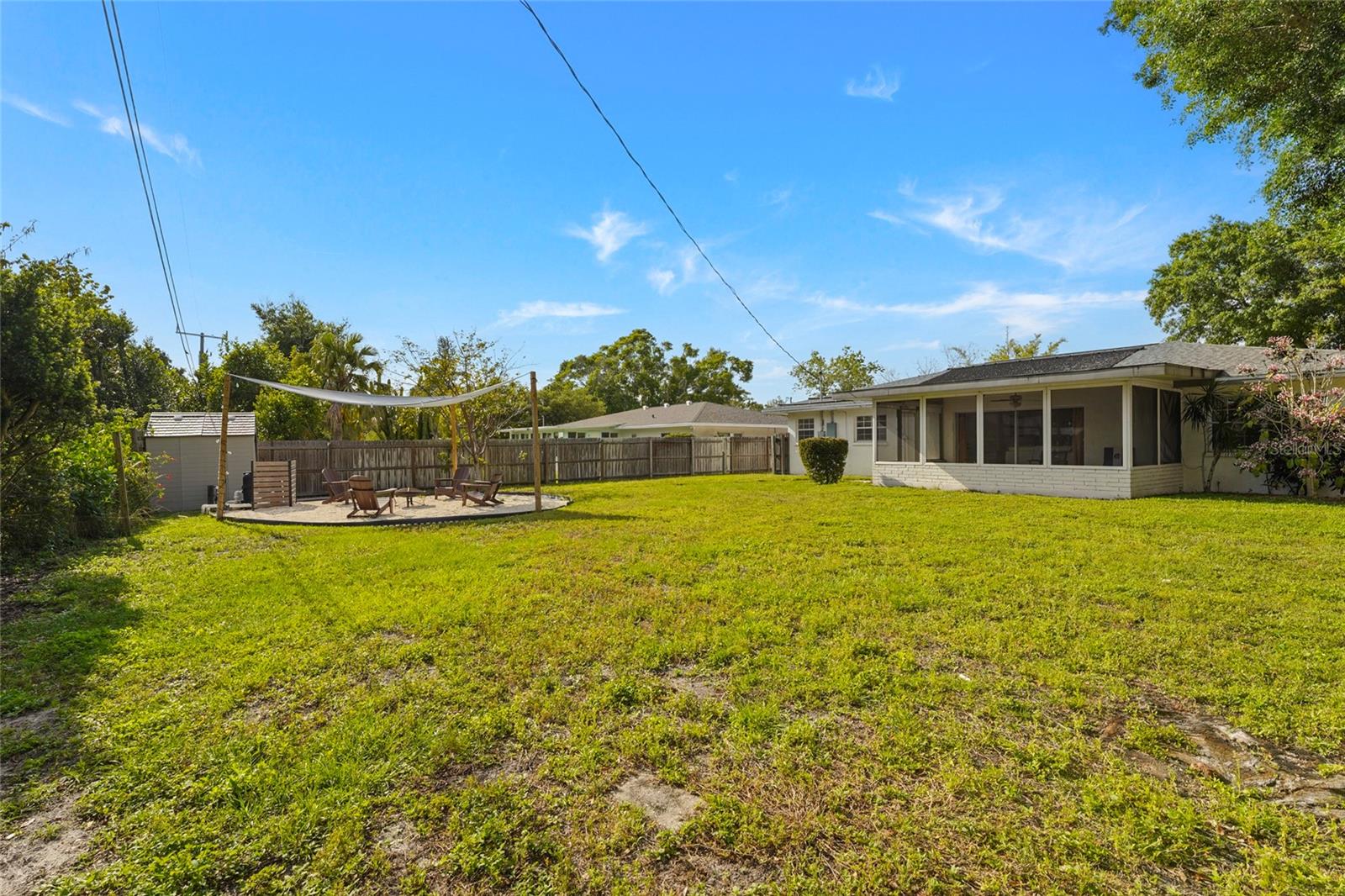 7746 WESTMORELAND DR — photo 34