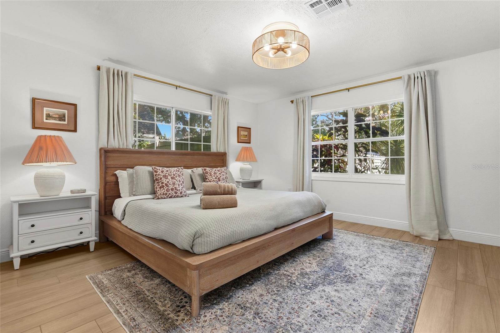 7746 WESTMORELAND DR — photo 18
