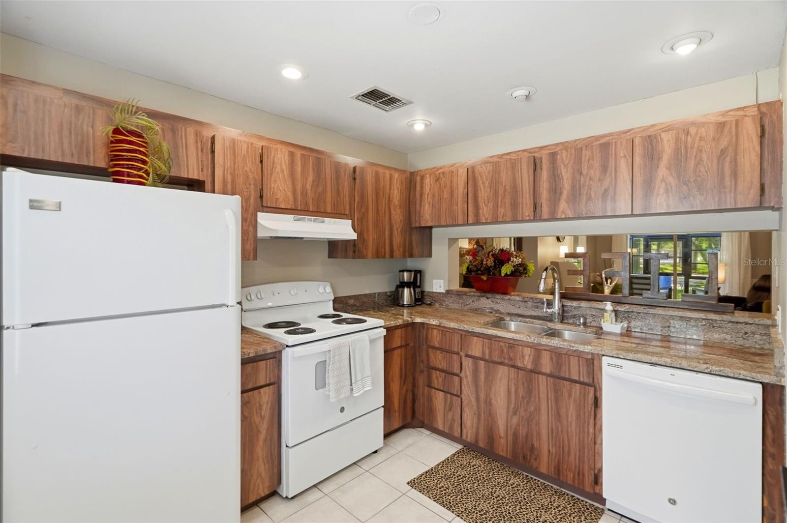 5265 E BAY DR #410 — photo 7