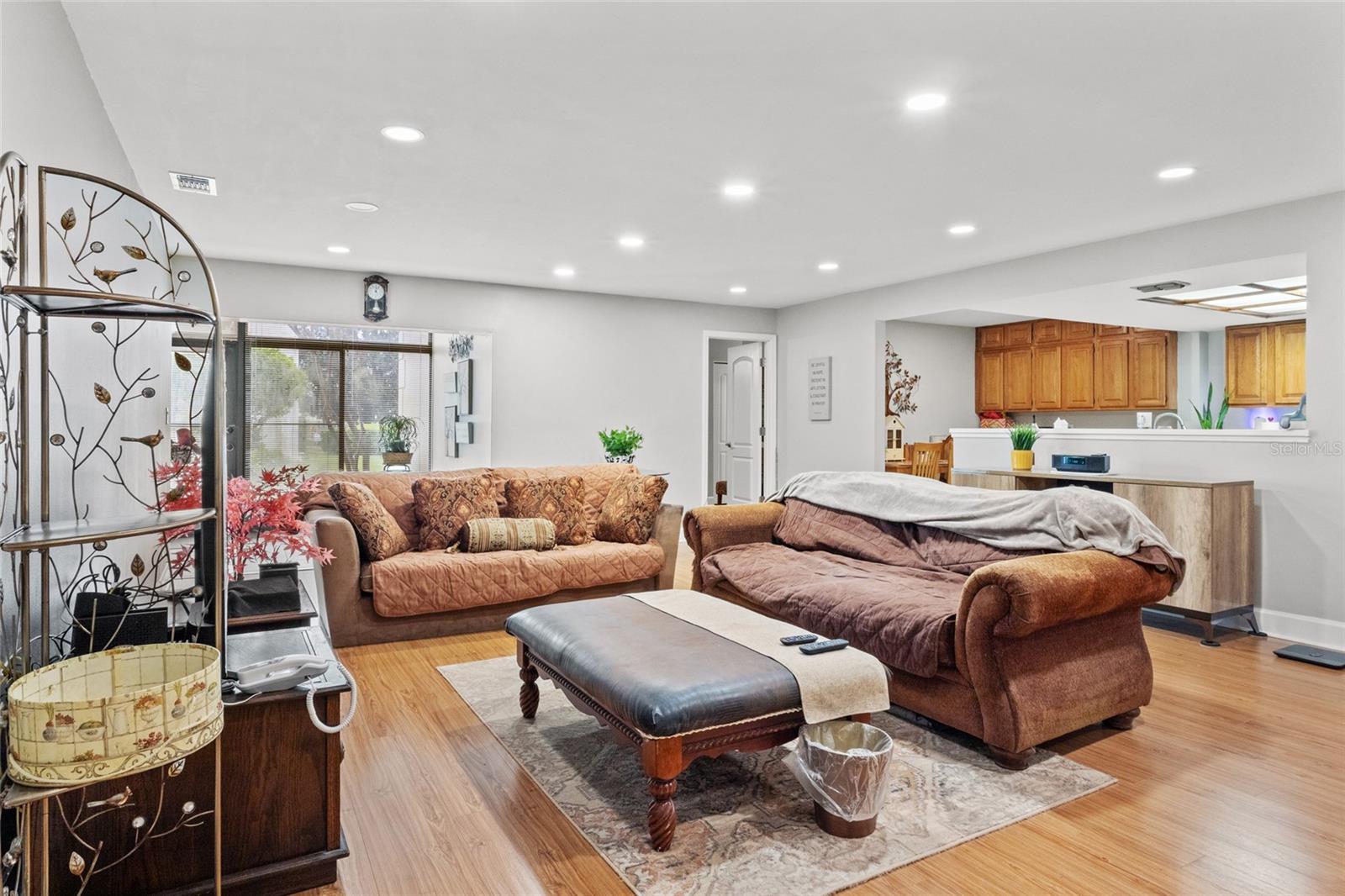 13140 VILLAGE CHASE CIR #13140 — photo 5