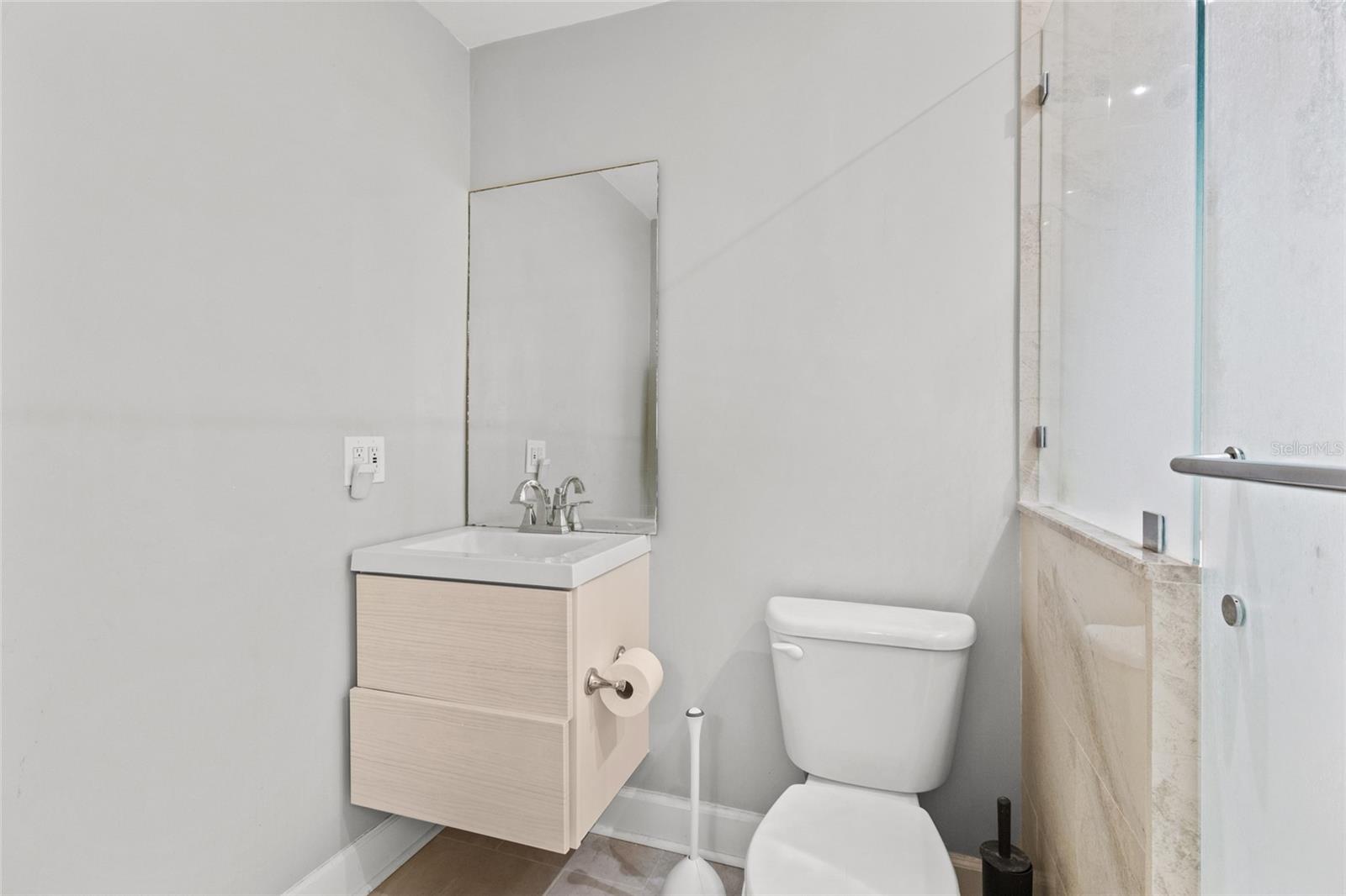 13140 VILLAGE CHASE CIR #13140 — photo 12