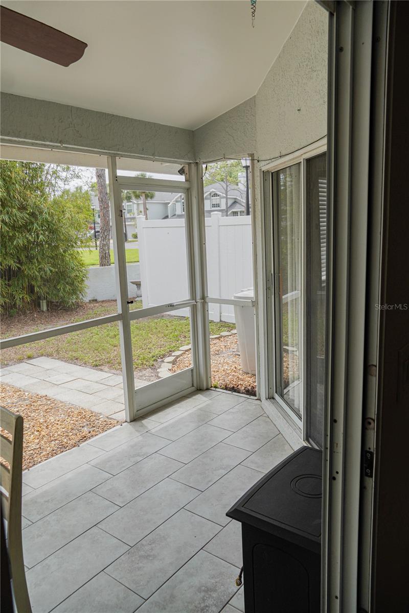 1963 GEORGIA CIR N — photo 26
