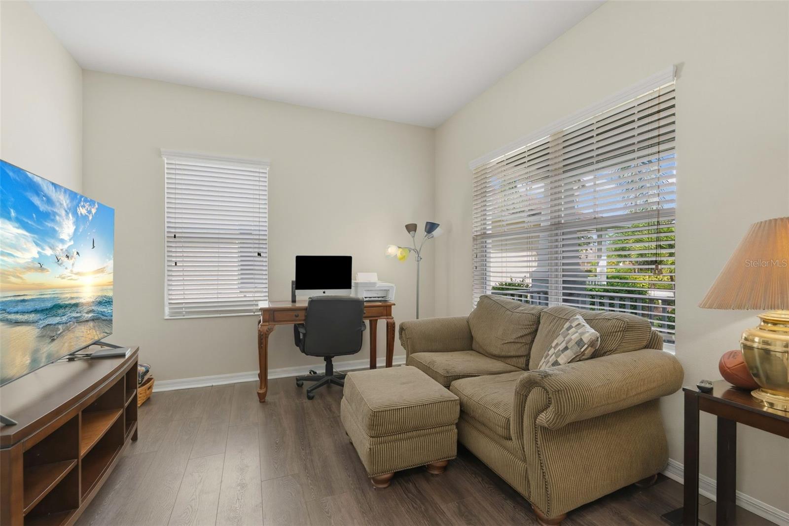 11904 FOREST PARK CIR — photo 18