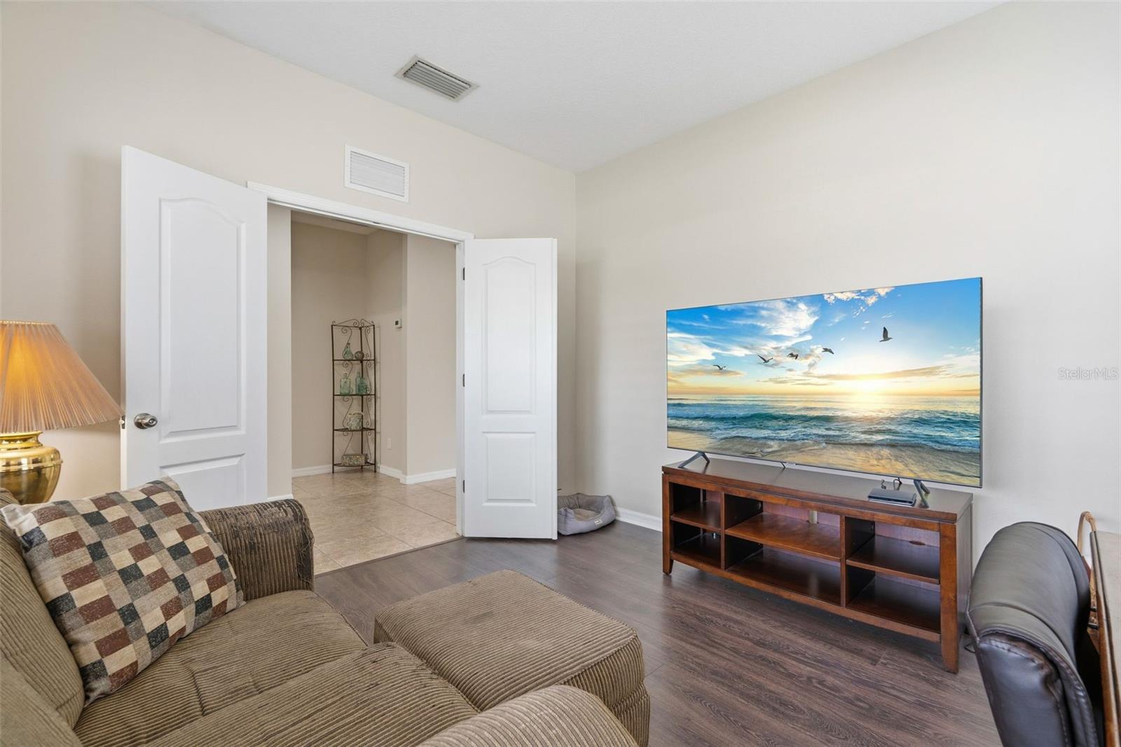 11904 FOREST PARK CIR — photo 19