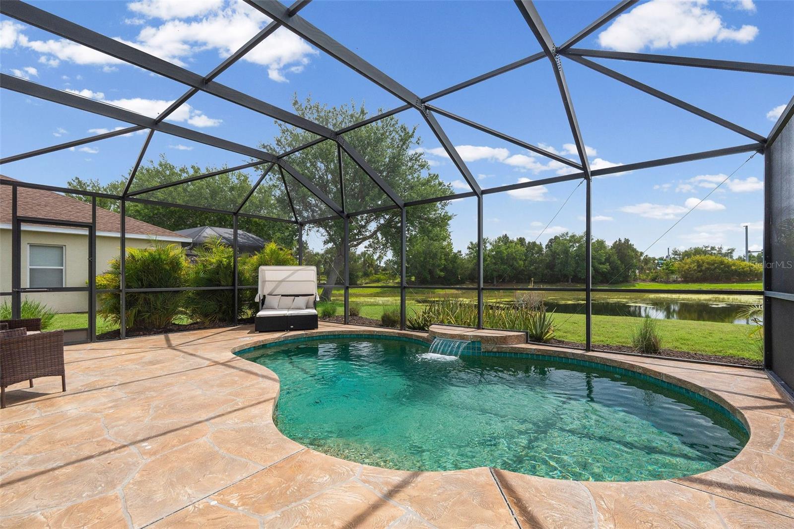 11904 FOREST PARK CIR — photo 37