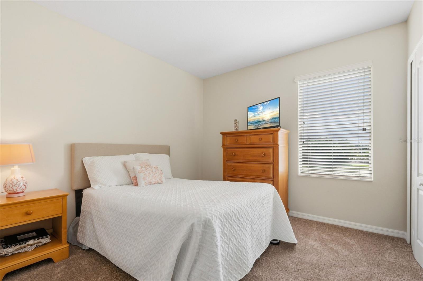 11904 FOREST PARK CIR — photo 26