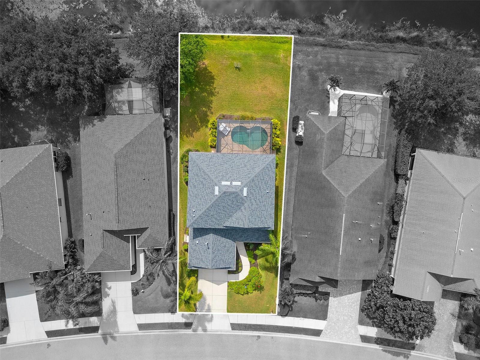11904 FOREST PARK CIR — photo 45