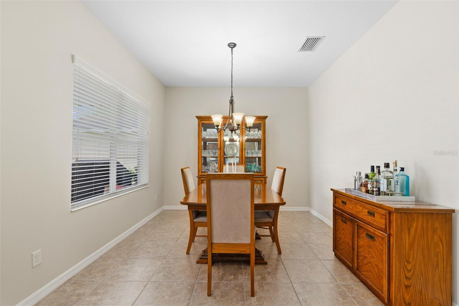11904 FOREST PARK CIR — photo 16
