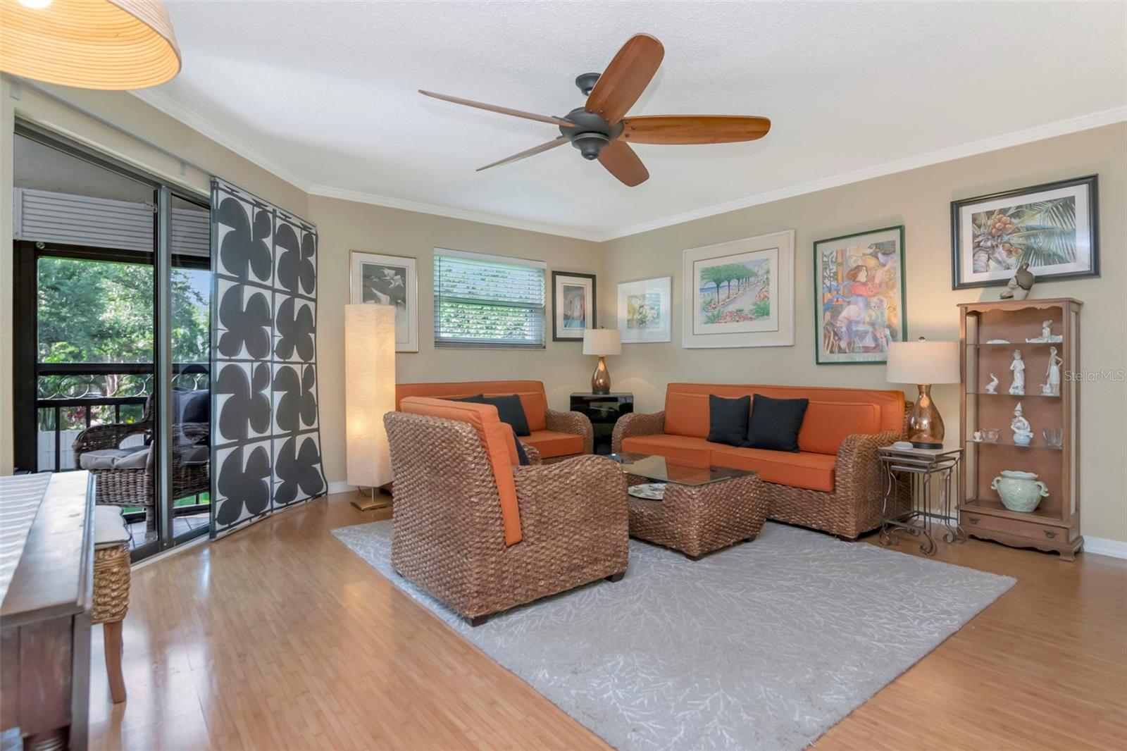 484 SANTA CRUZ PL NE #H — photo 3