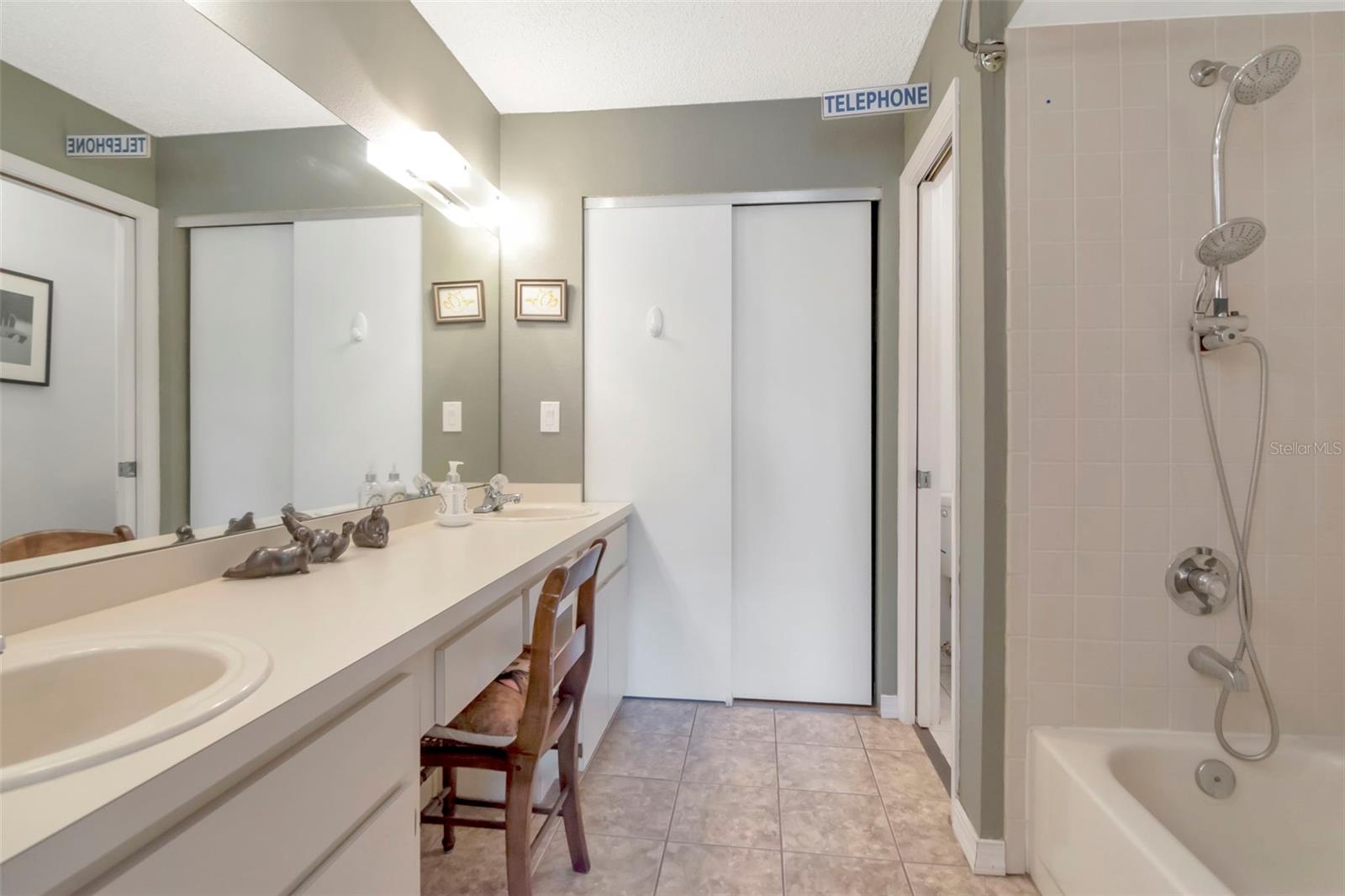 484 SANTA CRUZ PL NE #H — photo 9