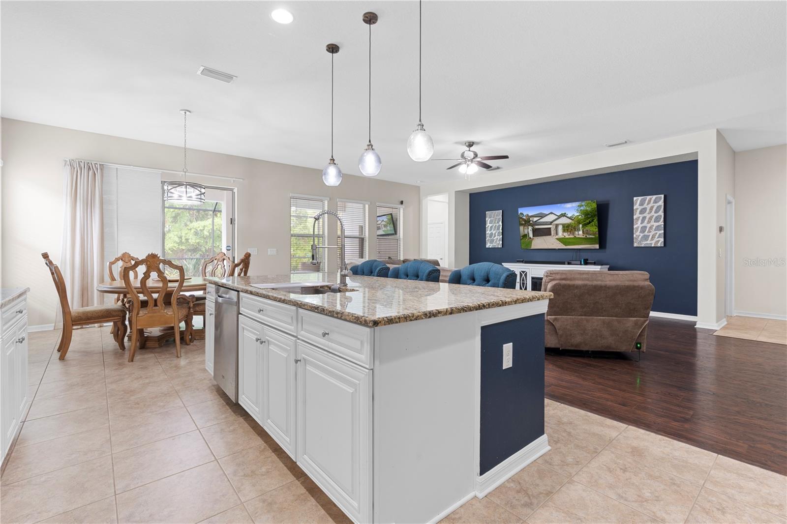 11814 CROSS VINE DR — photo 24