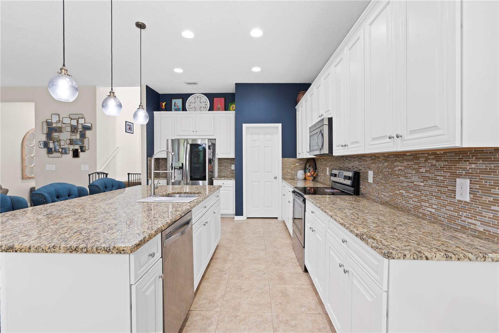 11814 CROSS VINE DR — photo 28