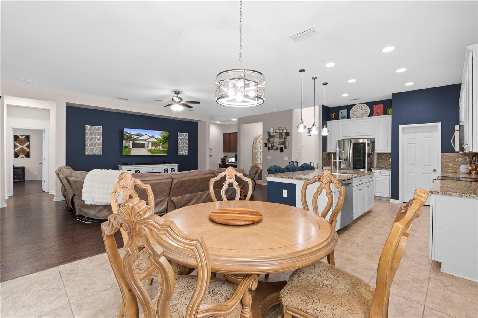 11814 CROSS VINE DR — photo 29