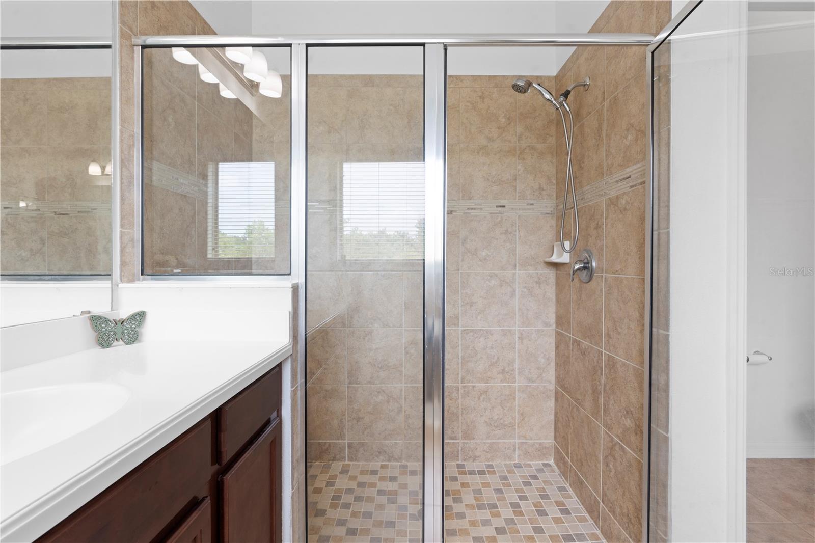 11814 CROSS VINE DR — photo 38