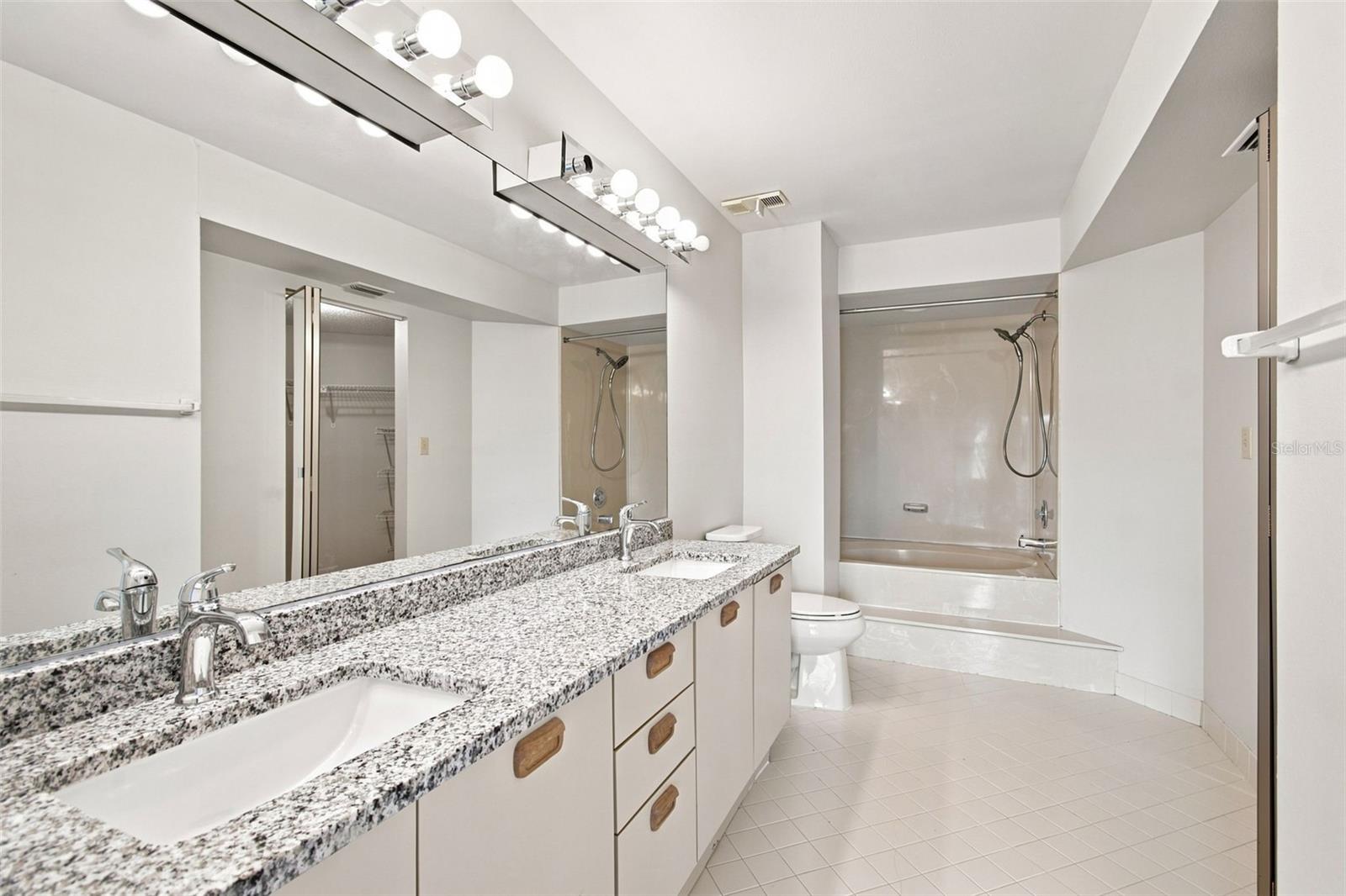 6000 BAHIA DEL MAR CIR #134 — photo 12