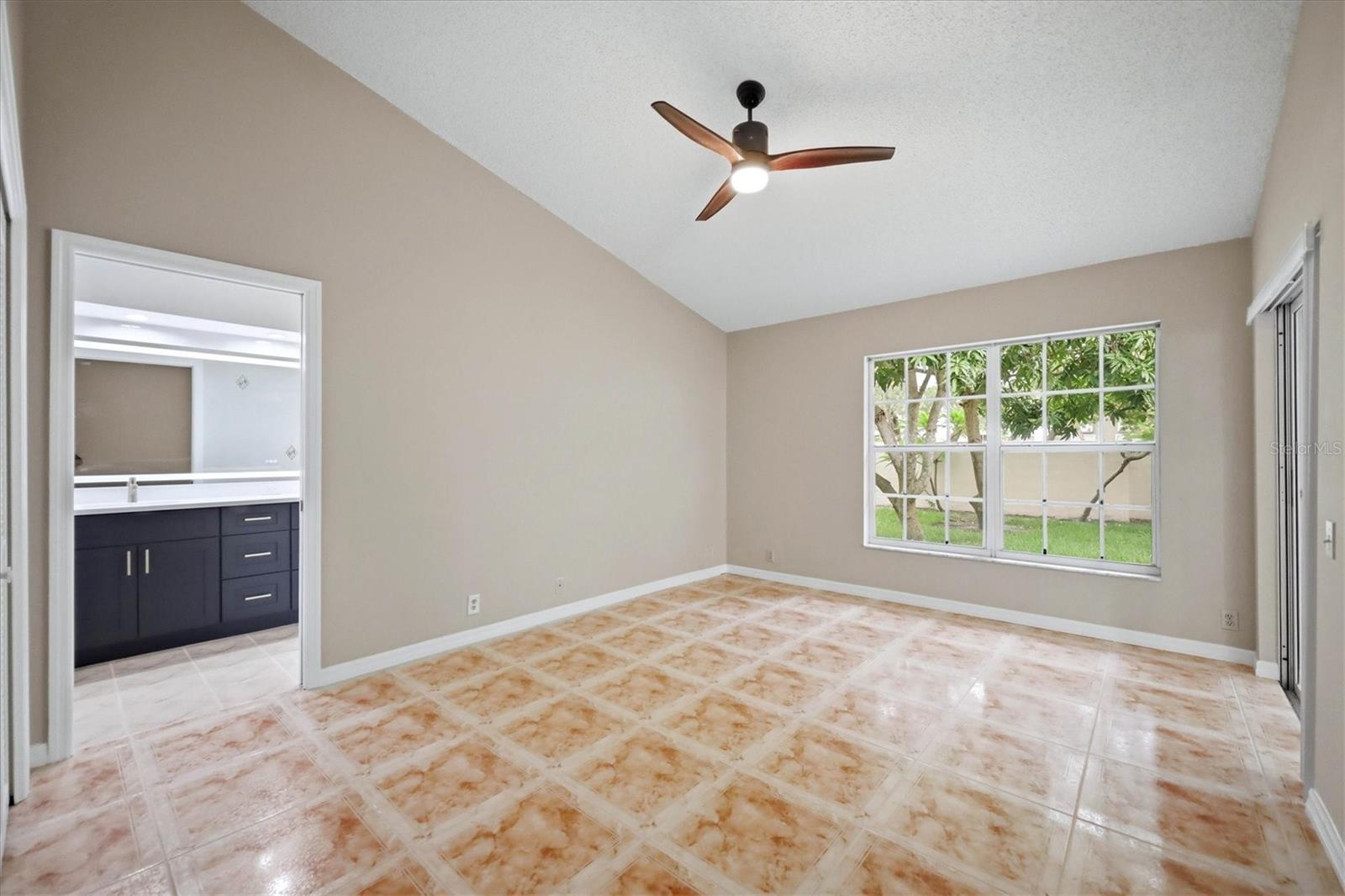 4738 DUNDEE DR — photo 19