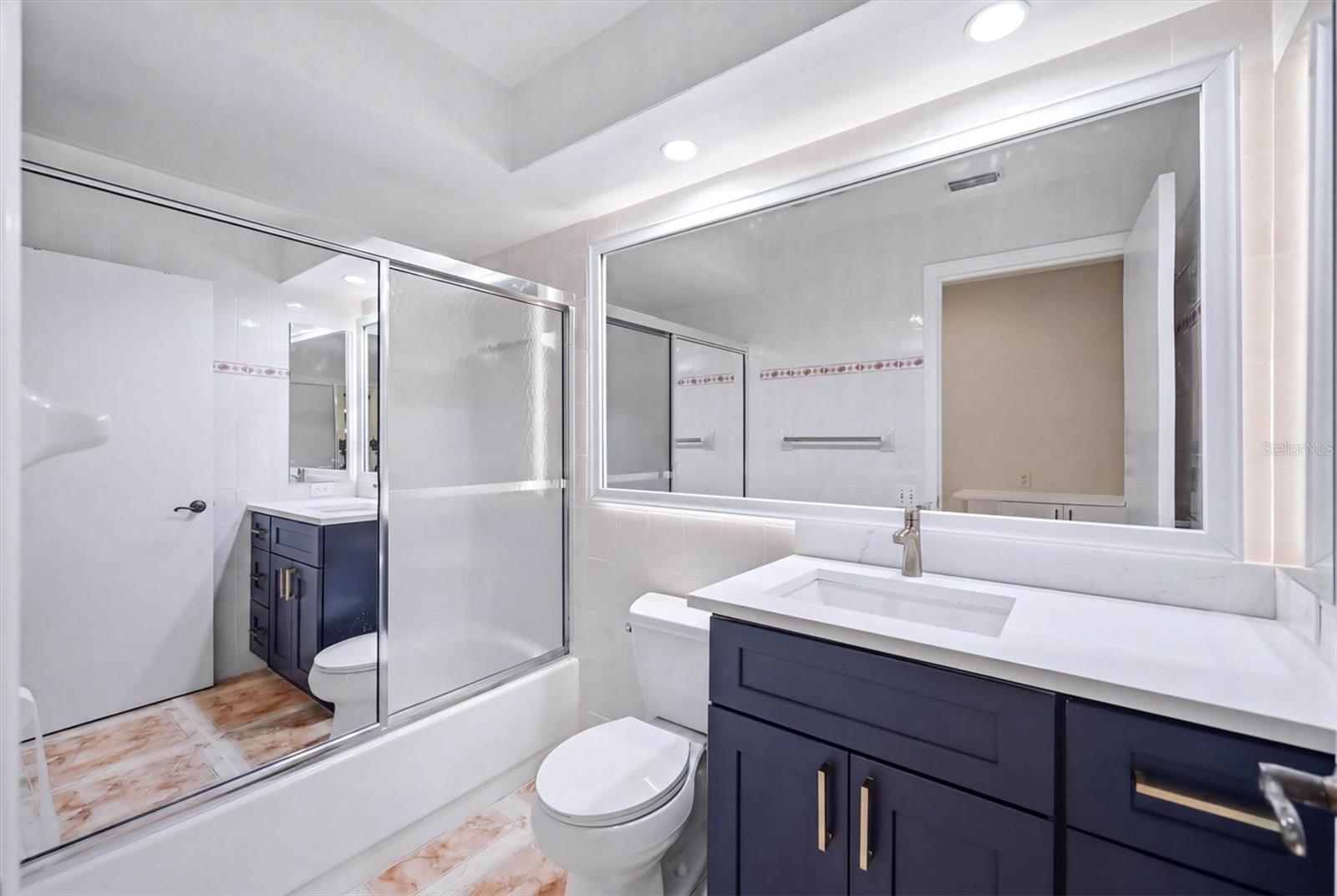 4738 DUNDEE DR — photo 27