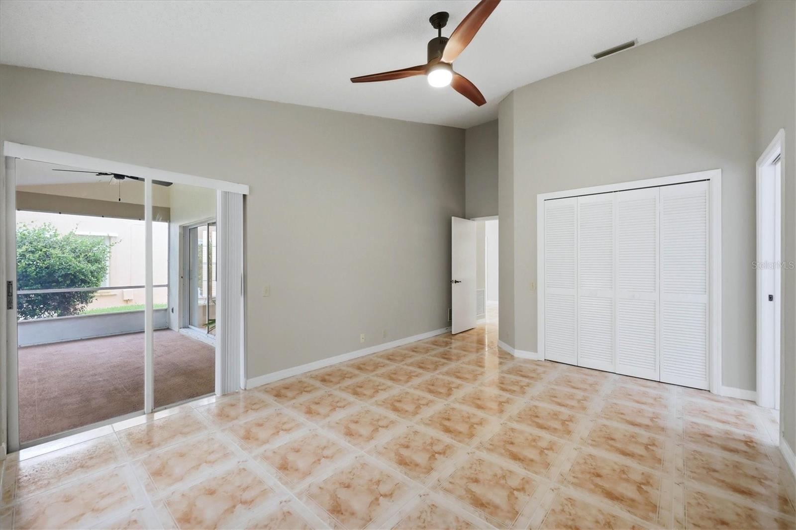 4738 DUNDEE DR — photo 21