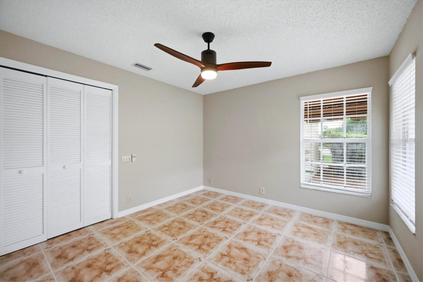 4738 DUNDEE DR — photo 24