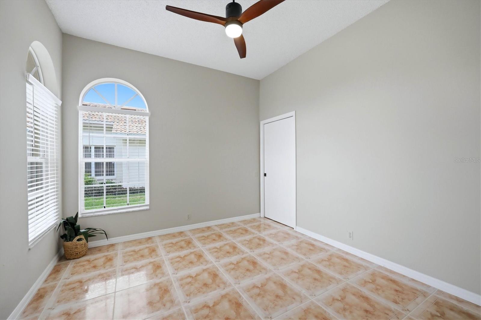 4738 DUNDEE DR — photo 25
