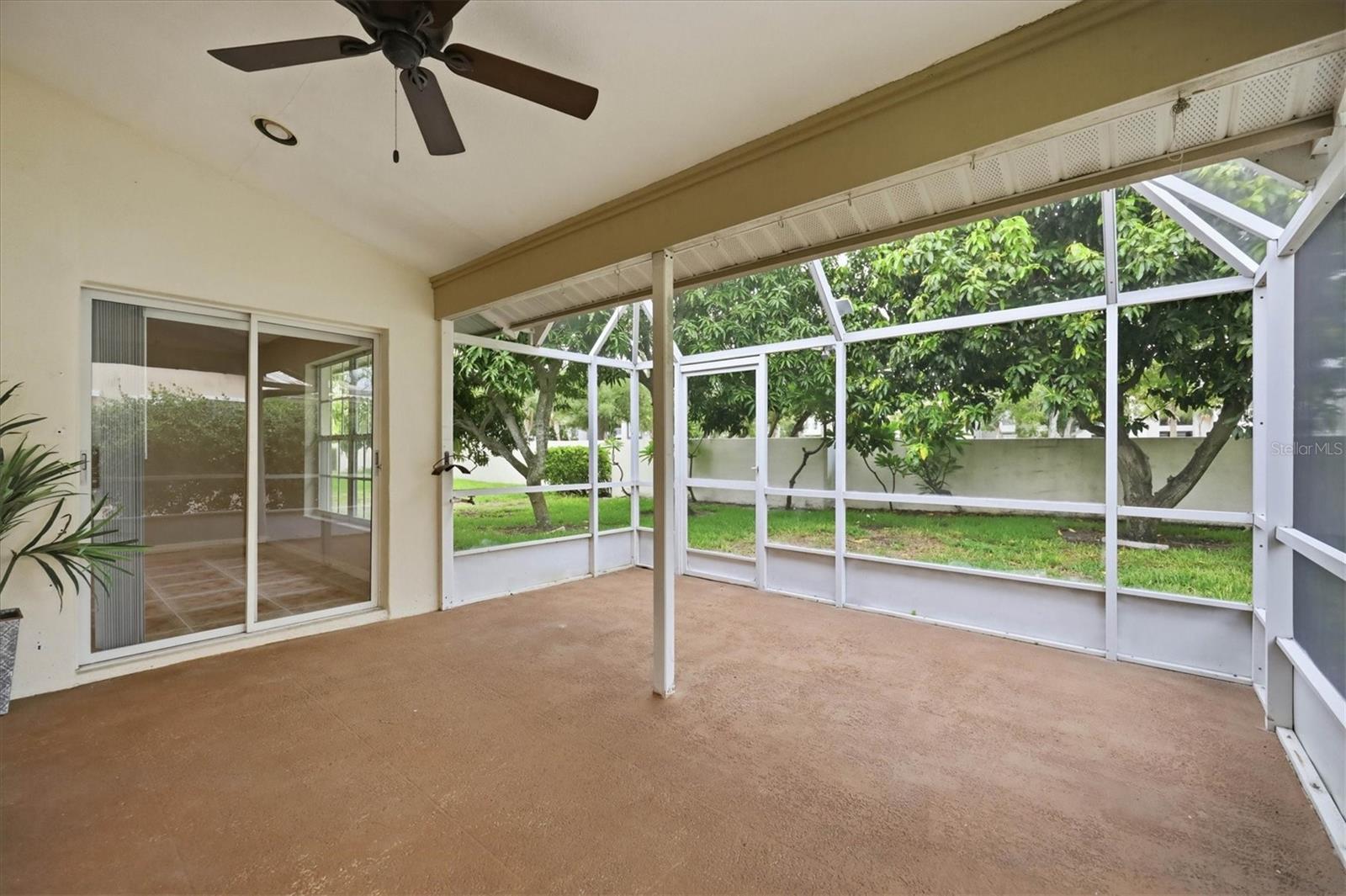 4738 DUNDEE DR — photo 29