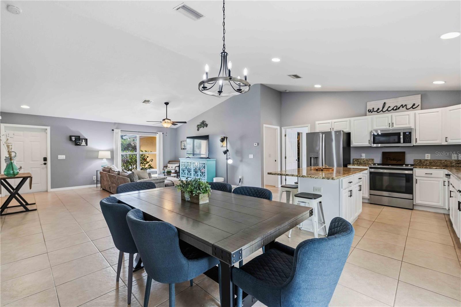 2150 LITTLEFIELD LN — photo 10