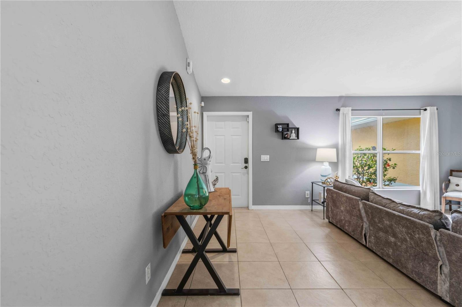 2150 LITTLEFIELD LN — photo 4