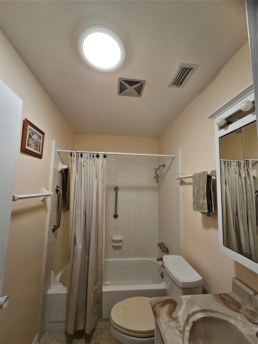 1905 CANTERBURY LN #E-9 — photo 21