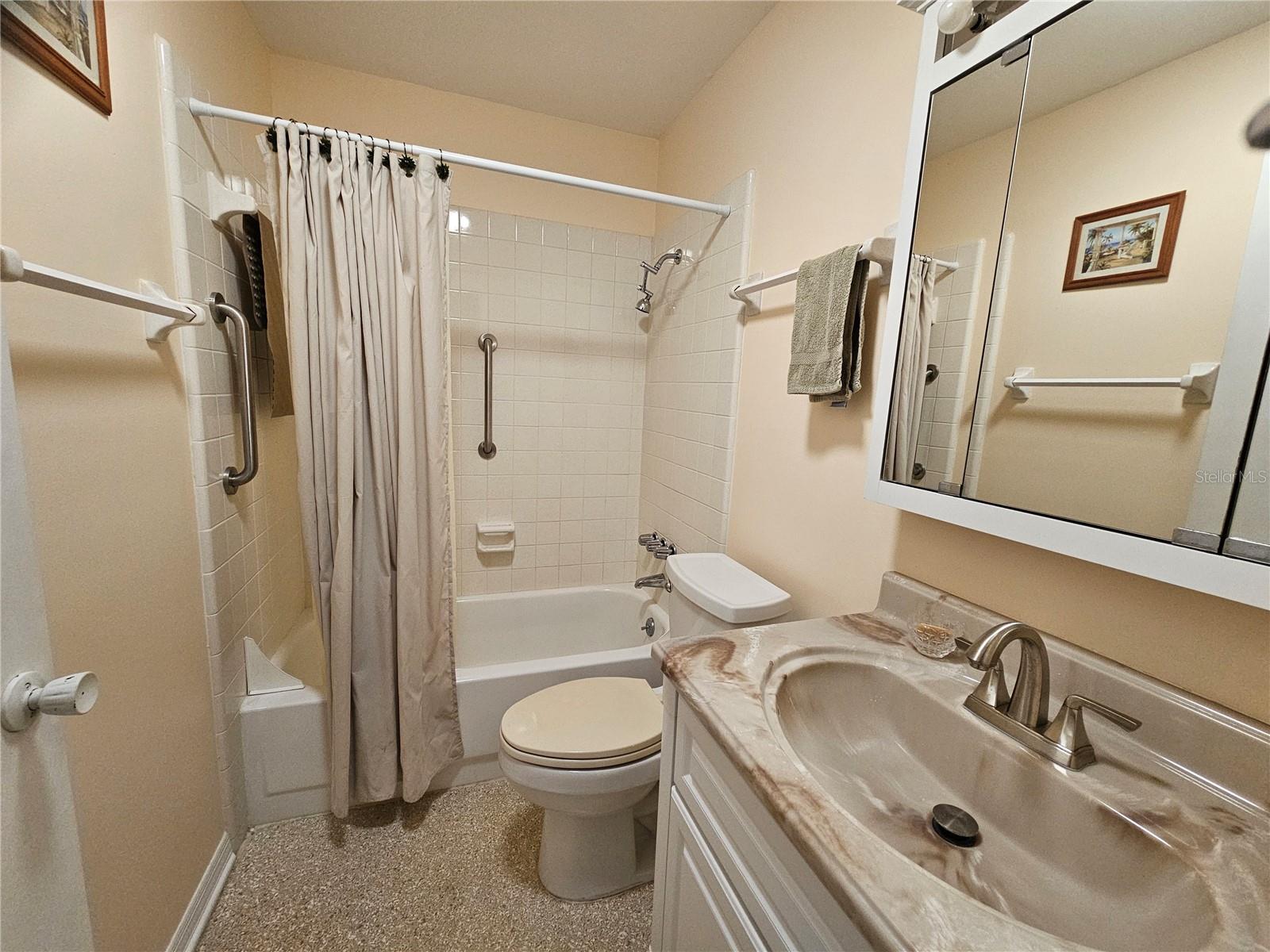 1905 CANTERBURY LN #E-9 — photo 20
