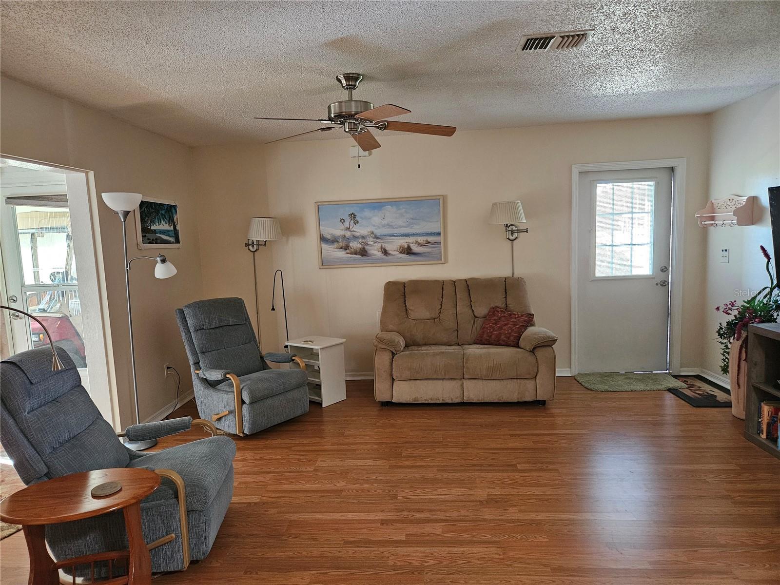 1905 CANTERBURY LN #E-9 — photo 7