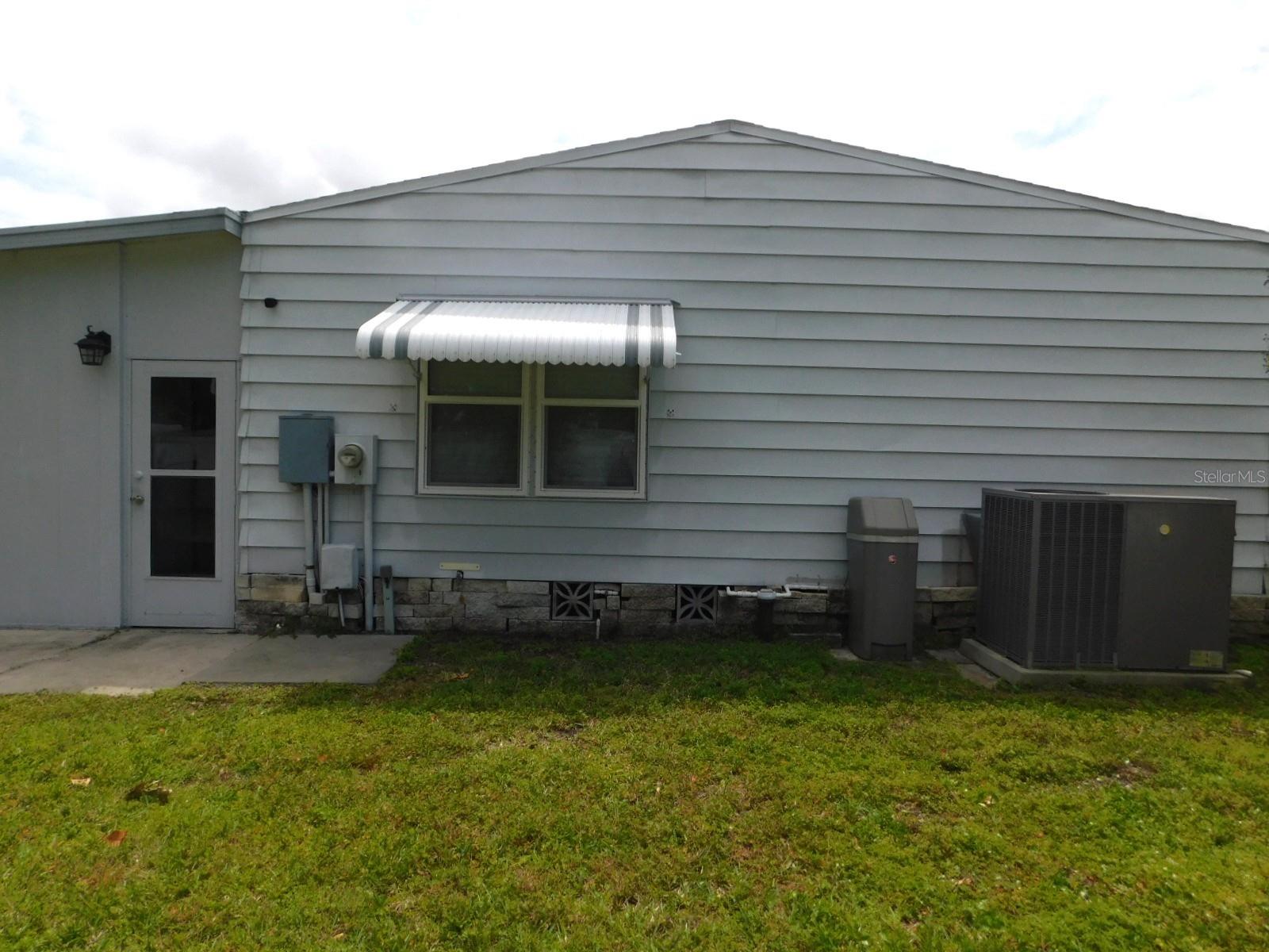 1001 STARKEY RD #99 — photo 2