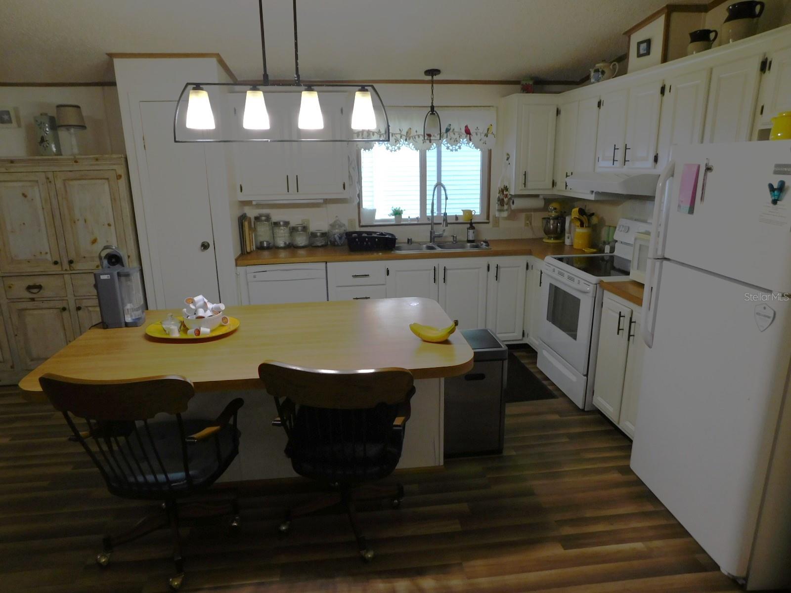 1001 STARKEY RD #99 — photo 25