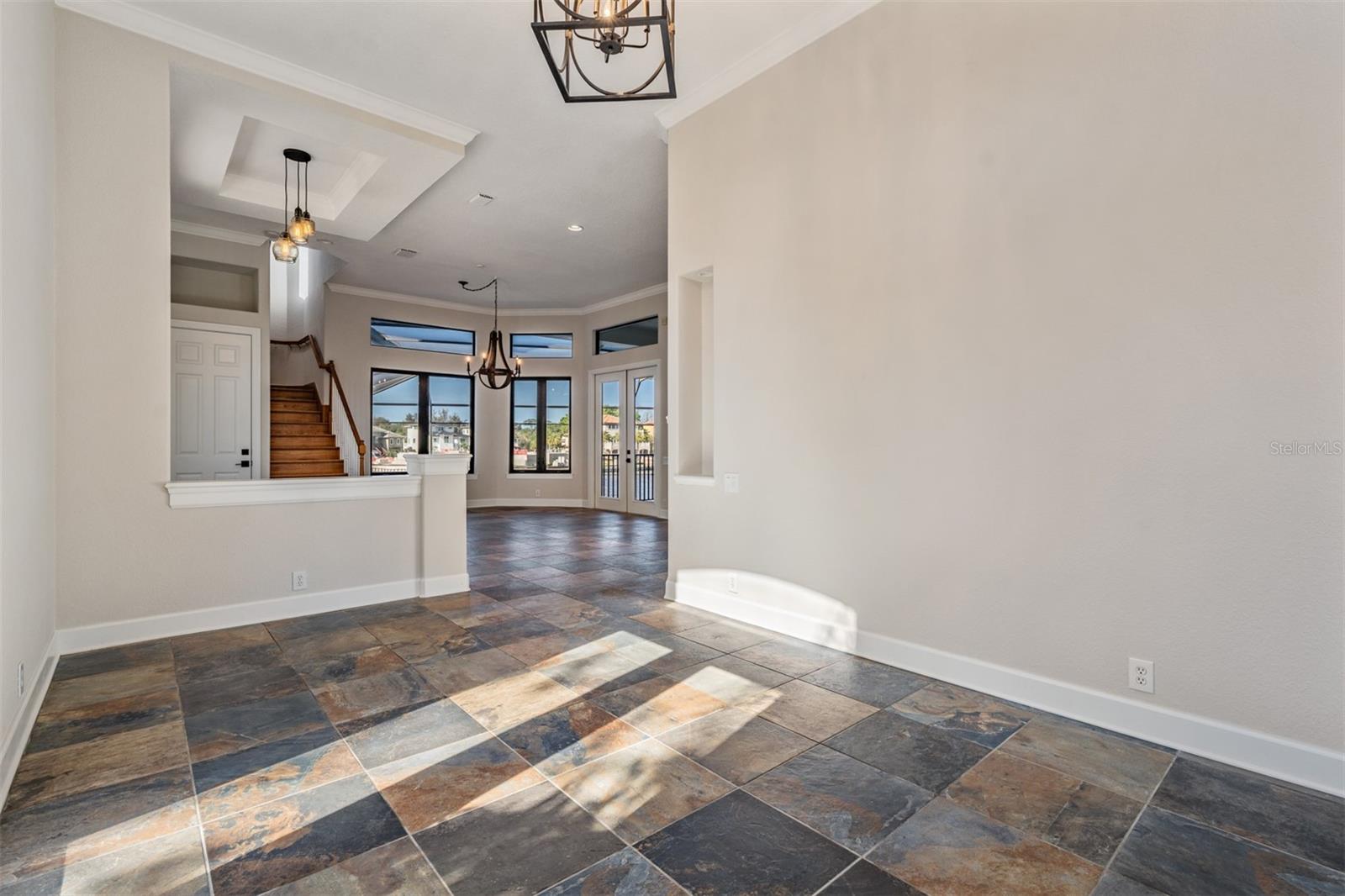 62 CENTRAL CT — photo 8