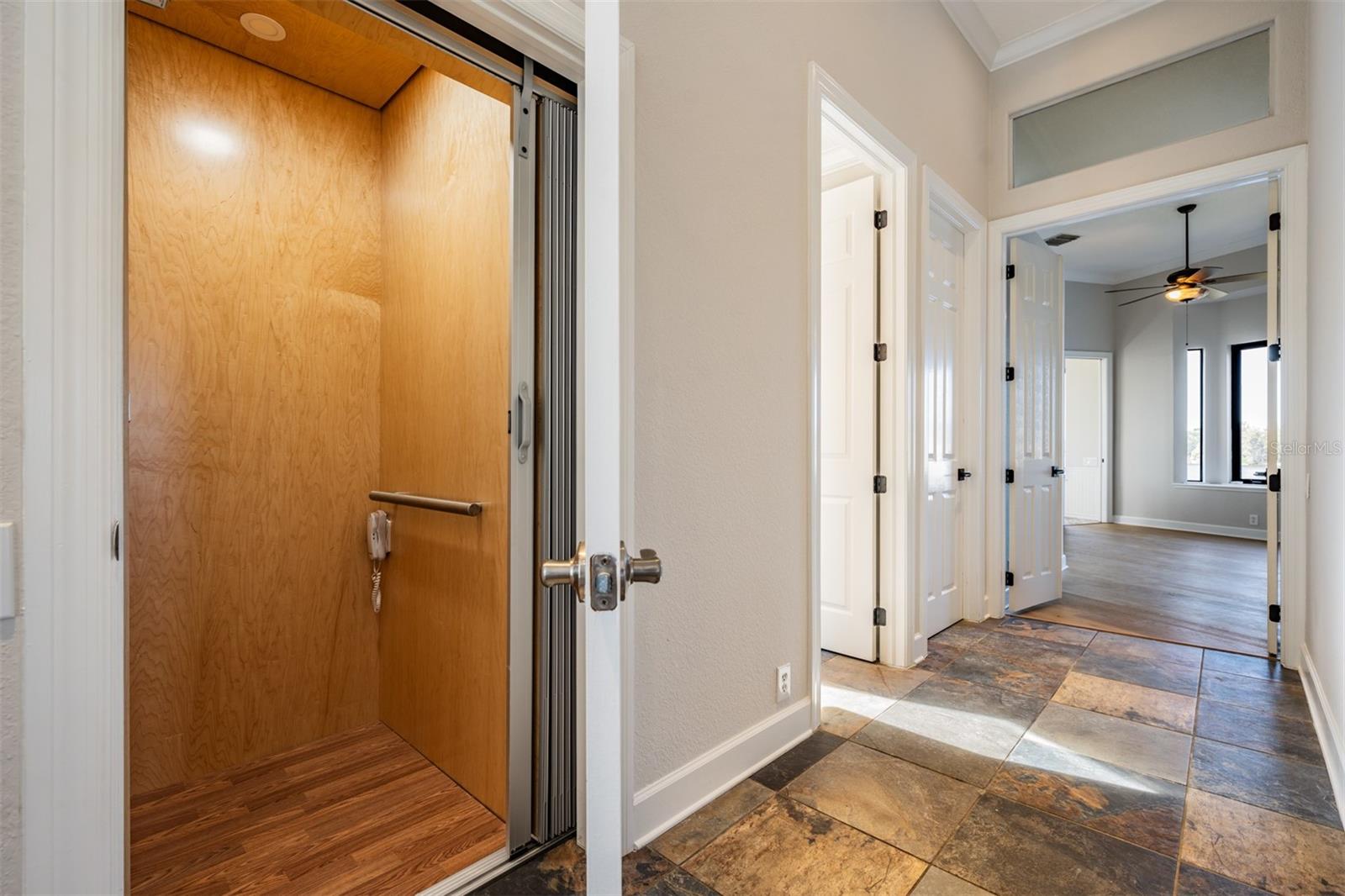 62 CENTRAL CT — photo 39