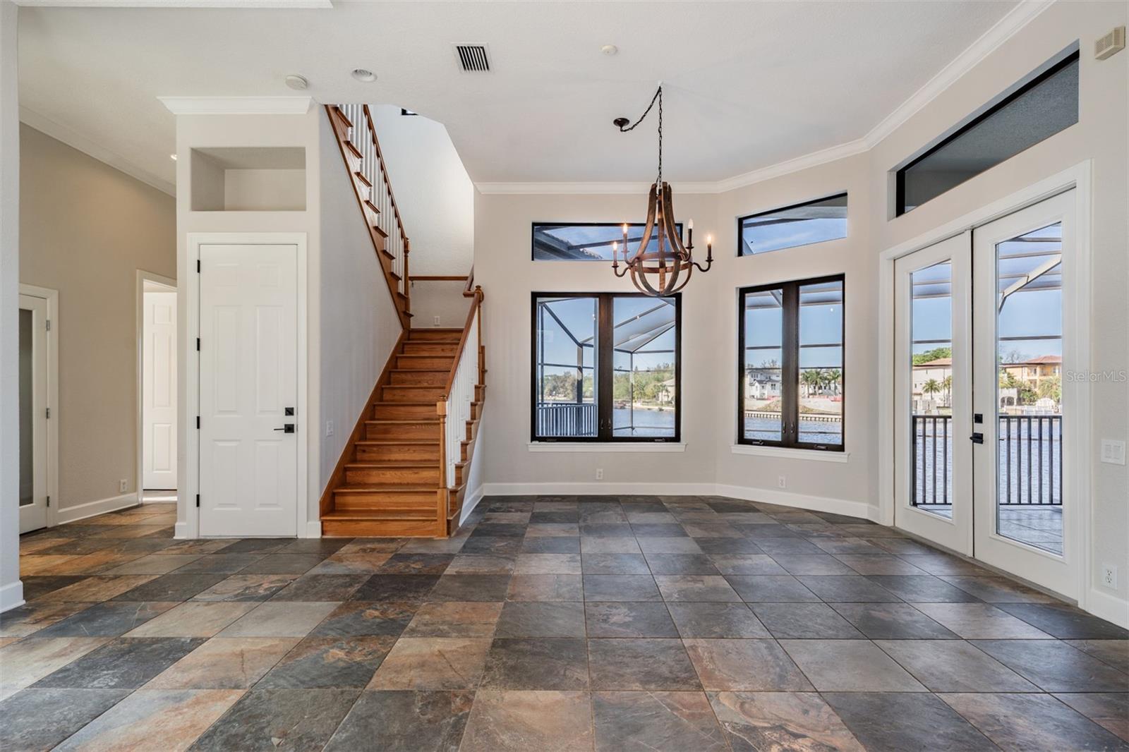 62 CENTRAL CT — photo 12