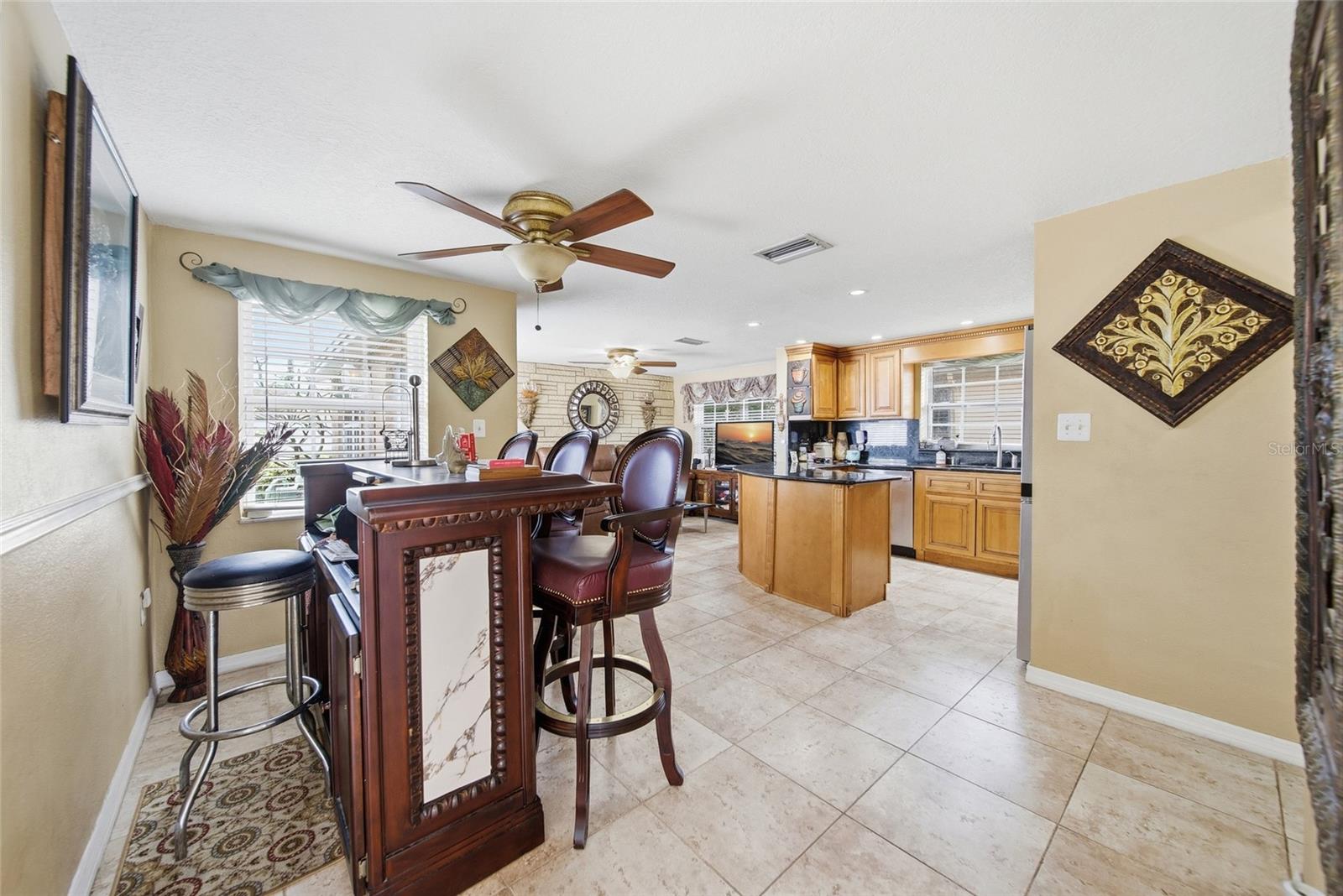 7140 ROCKWOOD DR — photo 8