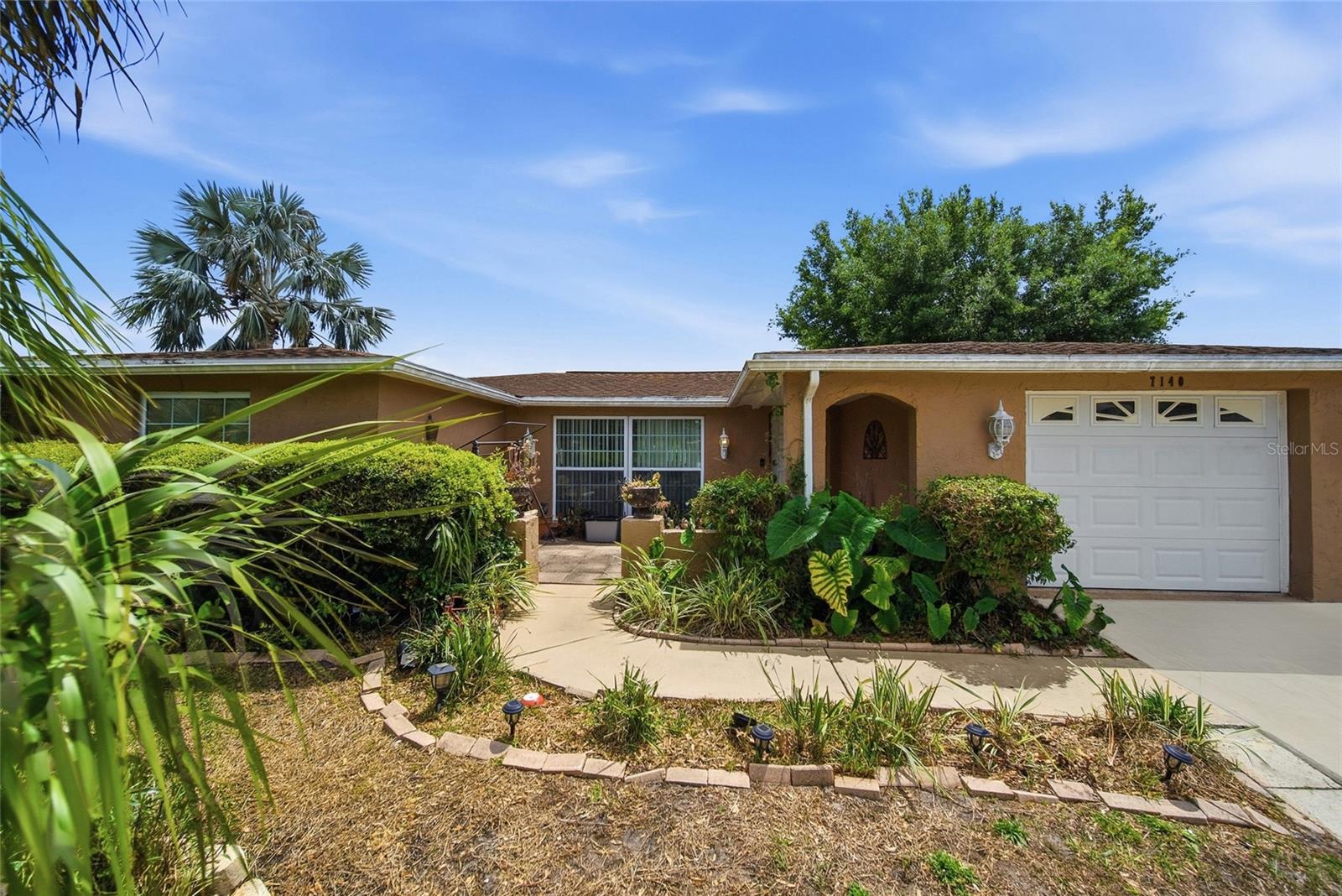7140 ROCKWOOD DR — photo 3