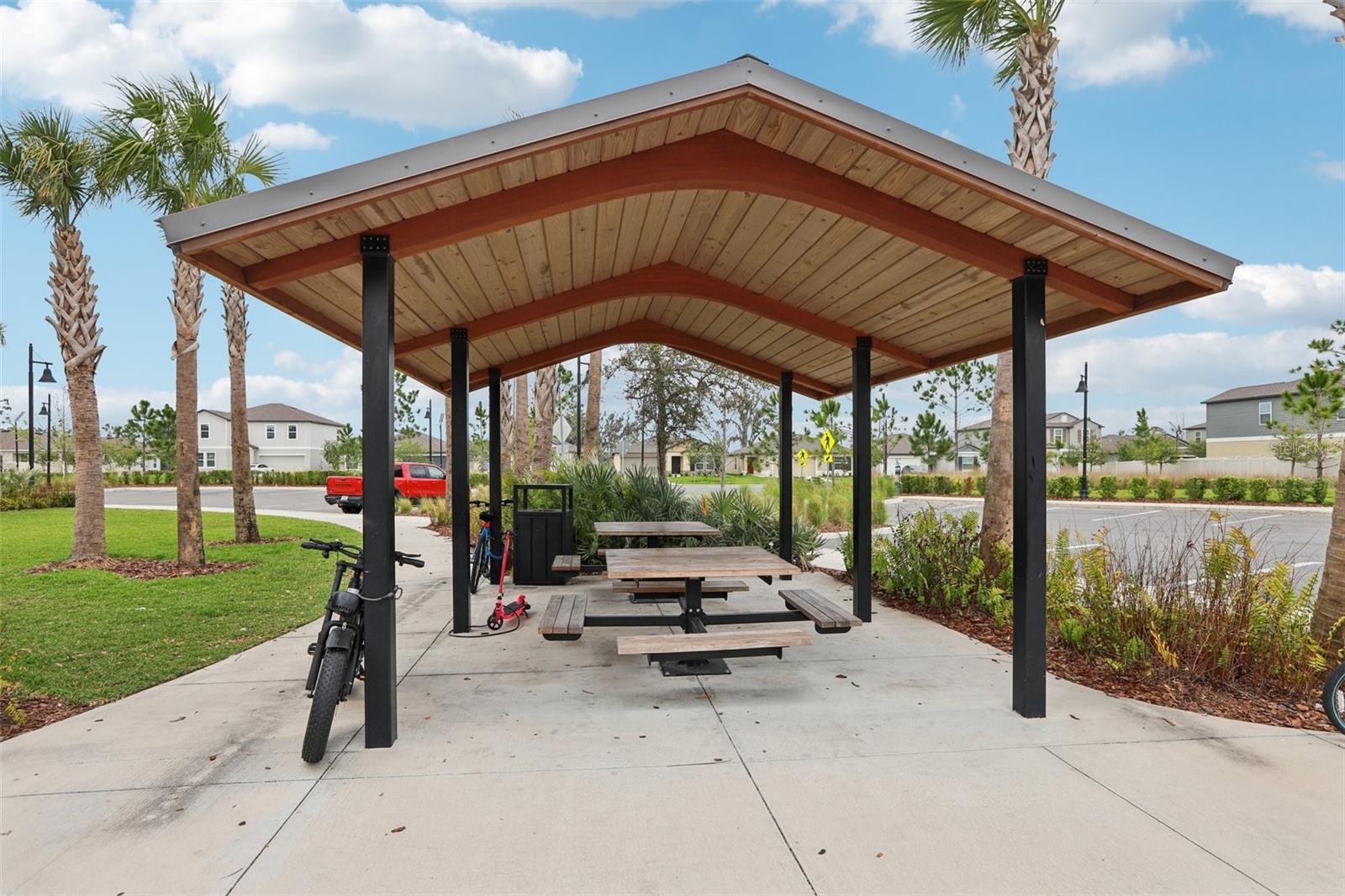 1804 TAHITIAN SUNRISE DR — photo 44